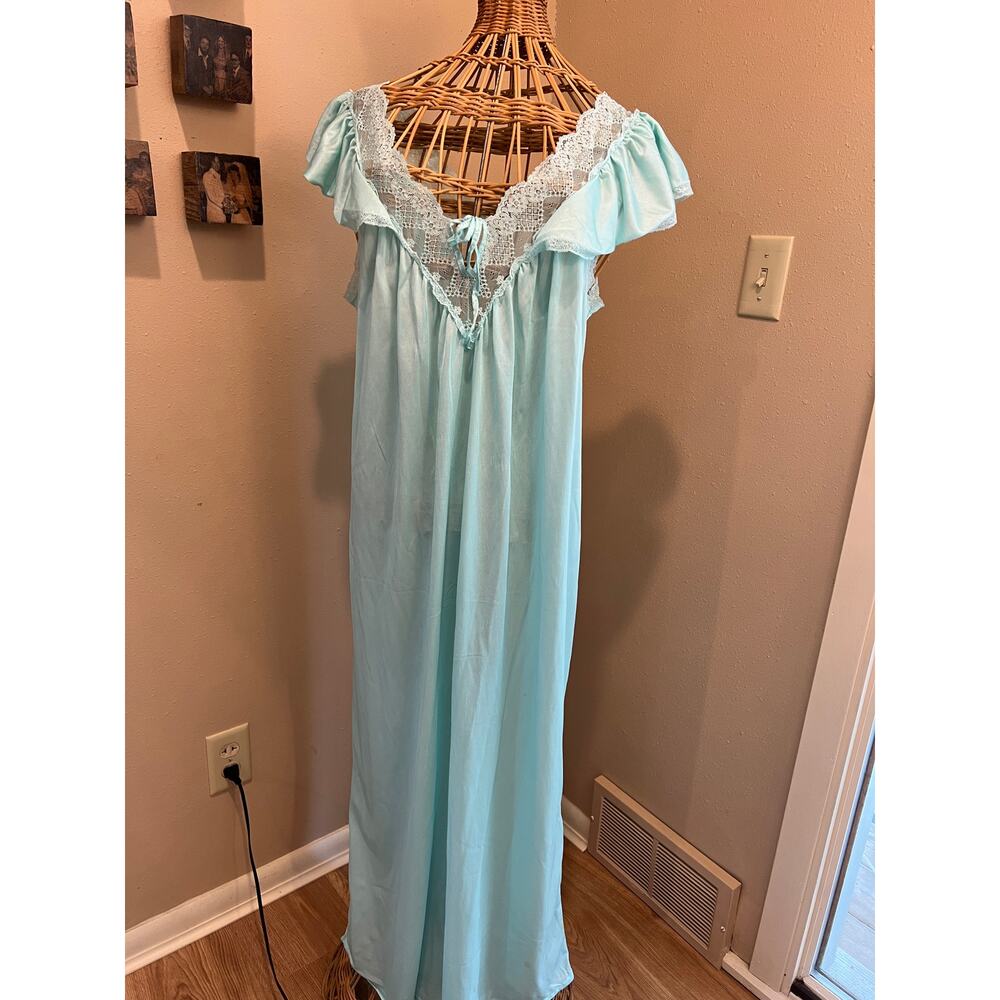 Sears Vintage Long Nightgown V-Neck V-back with Lace